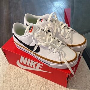 Nike White and Gold Low-Top Sneakers